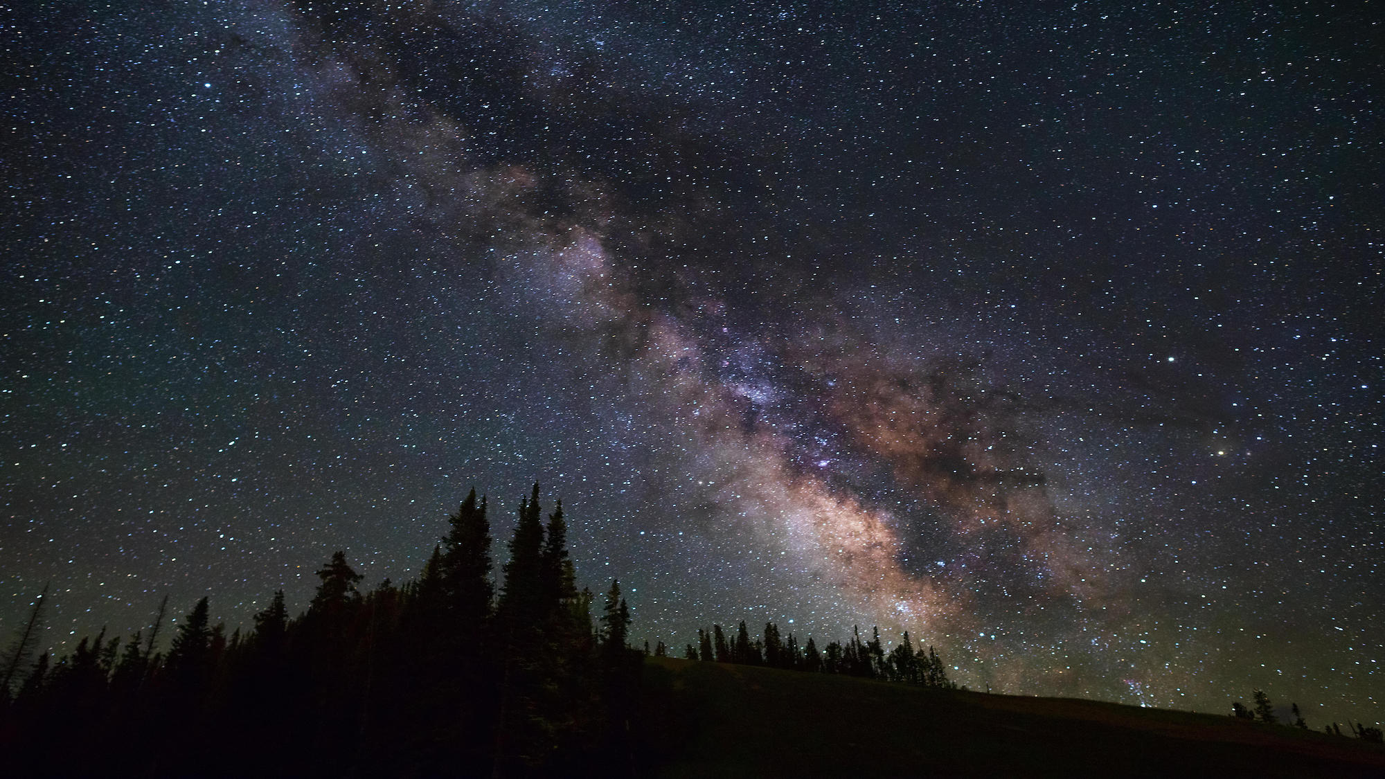 Image of a night sky with the wilky way